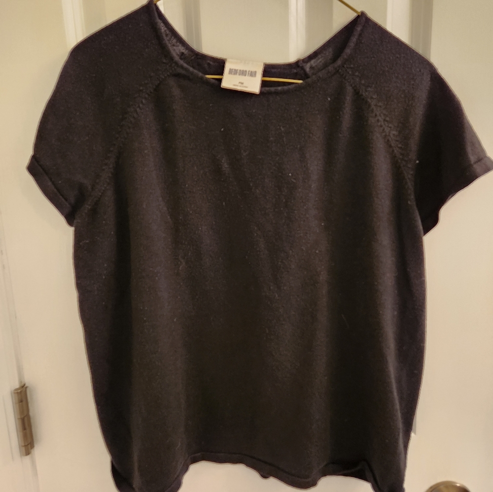 Black Short-Sleeved Top